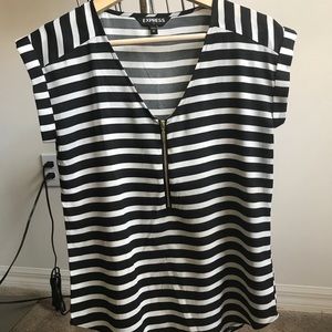 Express Silky Zip Gramercy Tee B & W Striped